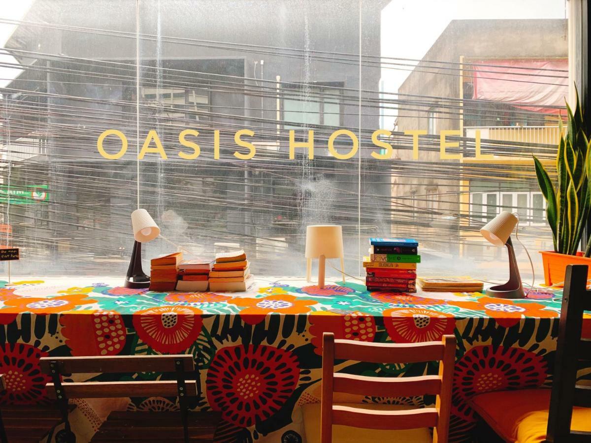 Хостел Oasis Cafe And Nap Бангкок Экстерьер фото